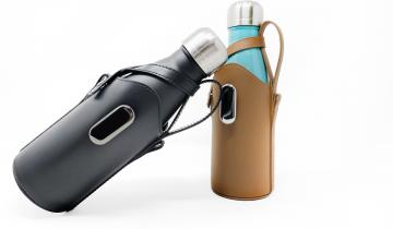 Bottle and bottle holder