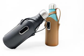 Bottle and bottle holder